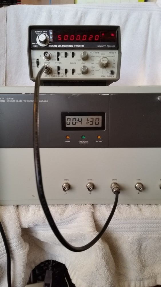 *TC* HEWLETT PACKARD HP 5061B CESIUM BEAM FREQUENCY STANDARD (TMD39)