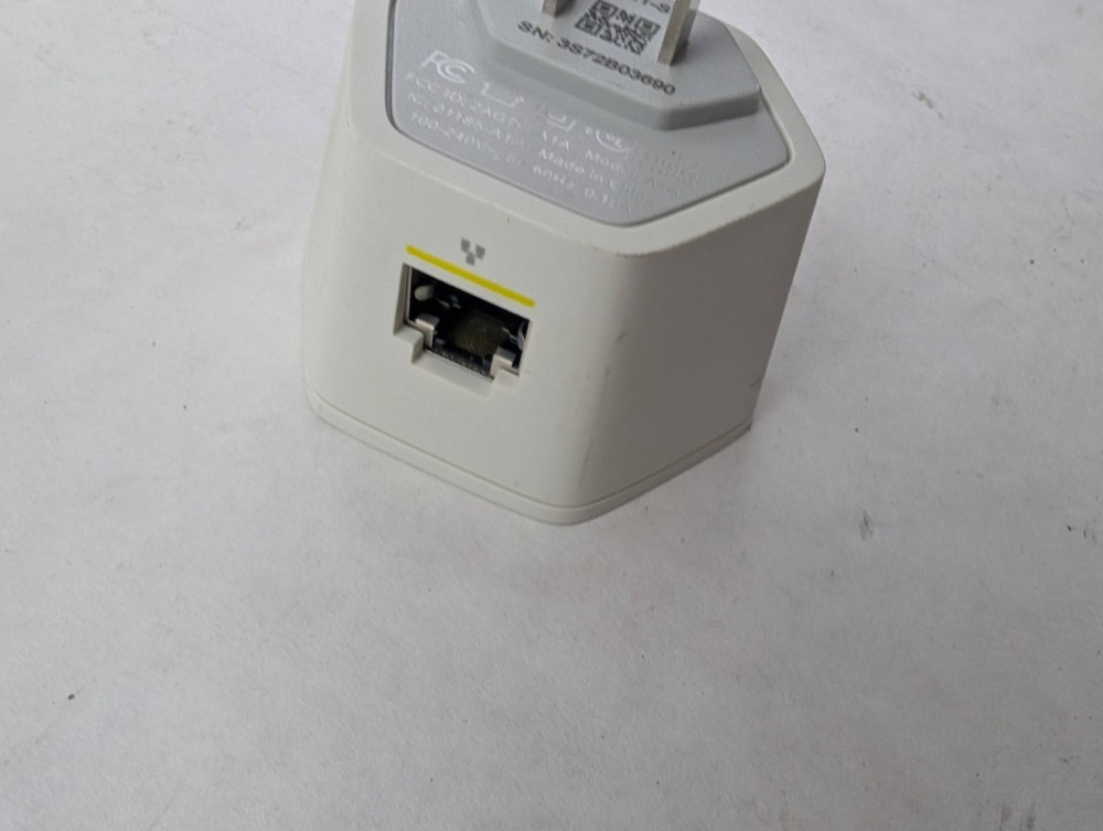 XFINITY XE1-S Network Extender