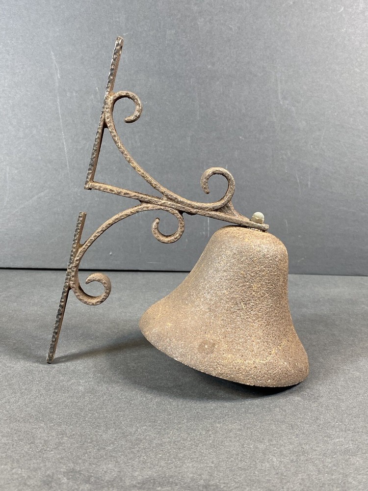 Decorative Cast Iron Bell With Mounting Bracket Decorative Garden Accent