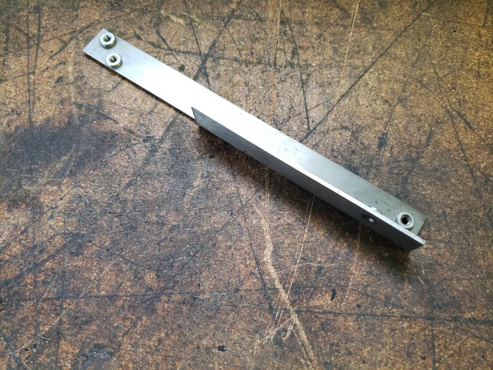Streamfeeder R1500 bracket left mount 15000066