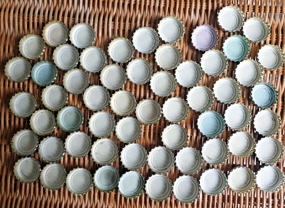 60 Mixed Fever Tree Crowns Tops Caps