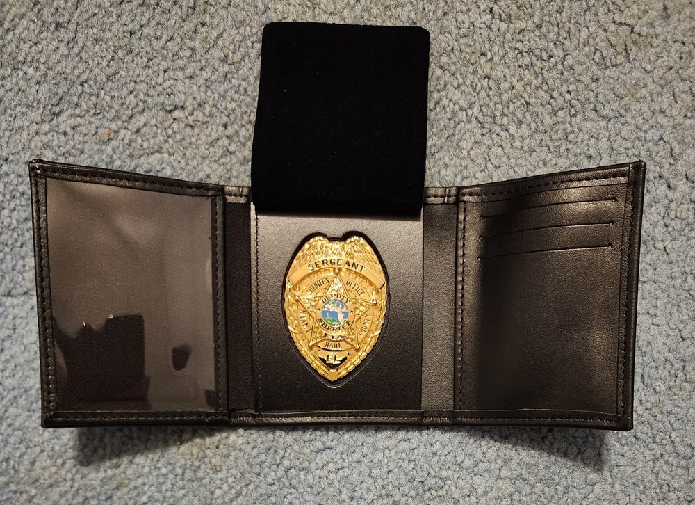 D&K TRI FOLD WALLET FOR MIAMI DADE COUNTY BADGE