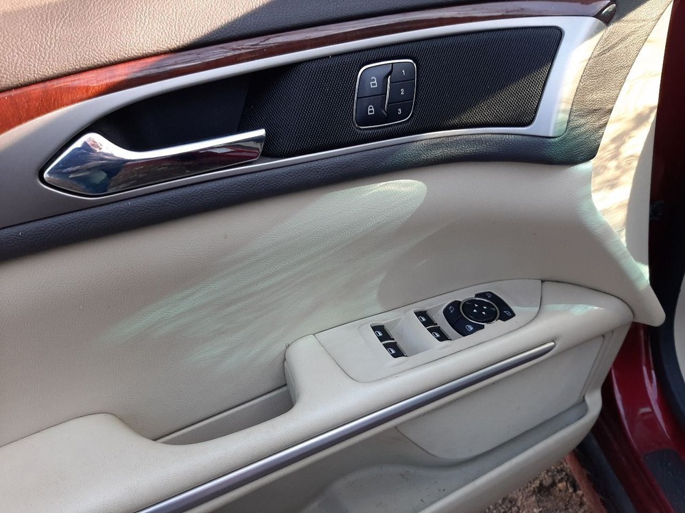 MKZ 2015 Air Shutter 868240