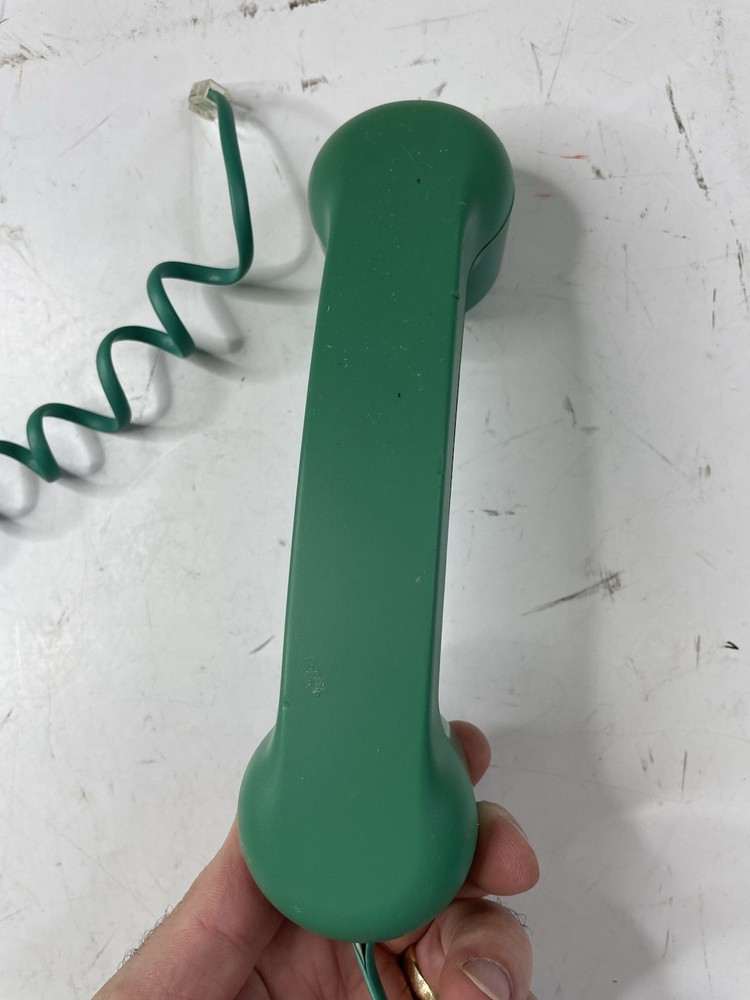 Bell Telephone Model Taffy-R Wall Mount Or Desktop Green Push Button