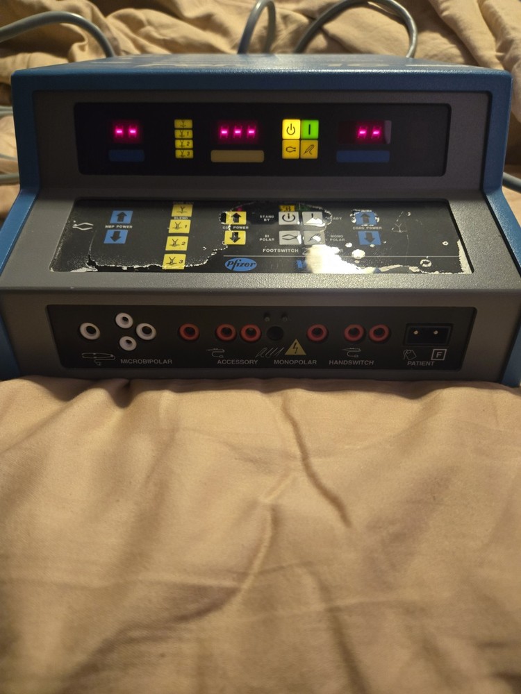 Pfizer Valley Lab Force 1C Solid-State ESU With Foot Pedal