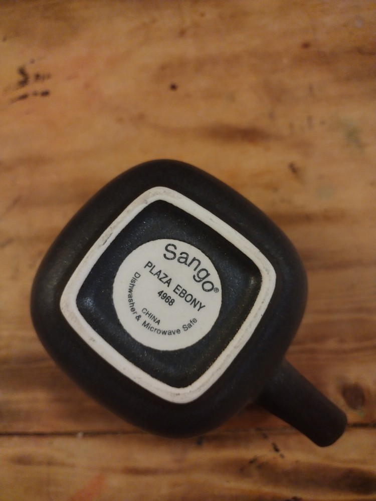 Sango Plaza Ebony Stoneware Creamer 4968 Ceramic Dish