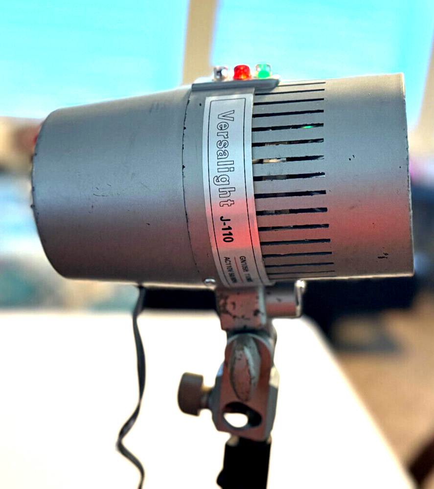 JTL Versalight Monolite Strobe J-110