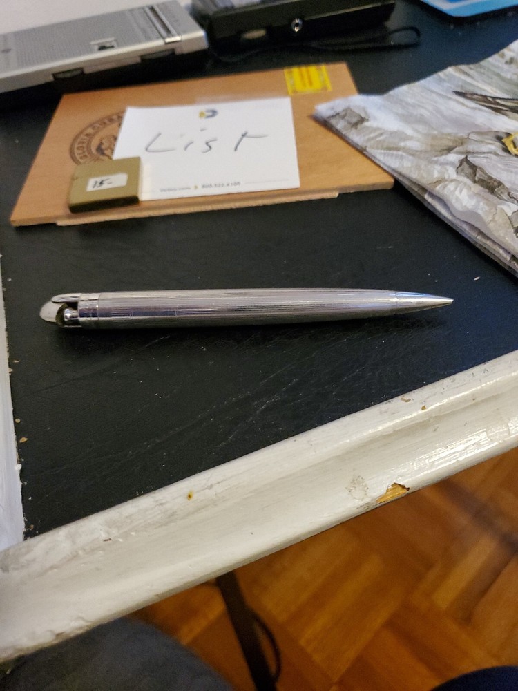 ronson penciliter Silver Color