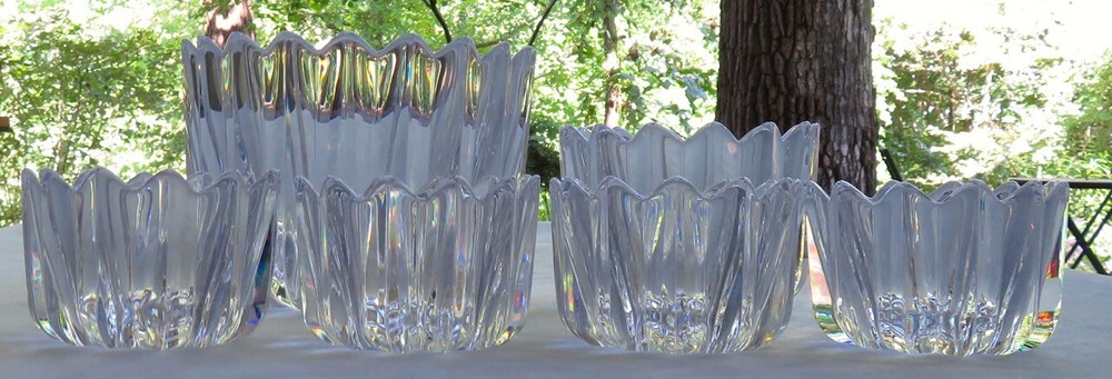Orrefors Crystal Fleur Small 3 1/4 Inch Bowl Petal Points - Mint