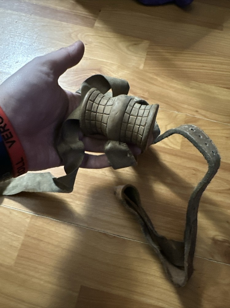 Unknown Military Leather Strap Fond Inside A WW1 Haversack
