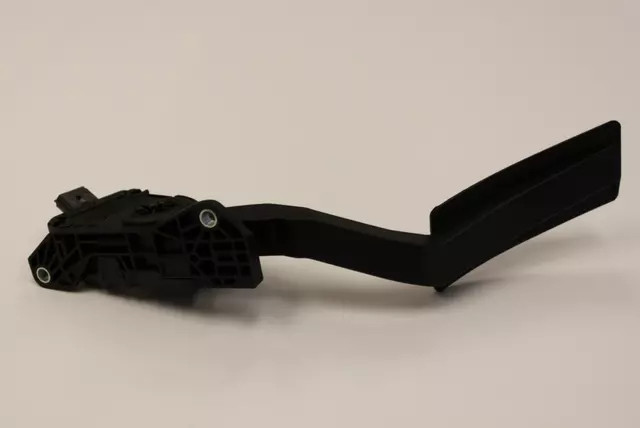 Genuine Mopar Accelerator Pedal 53034004AE