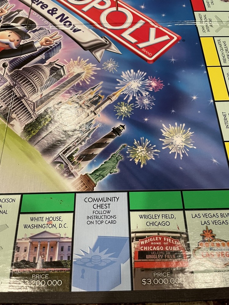 Monopoly Here And Now Edition *board only*