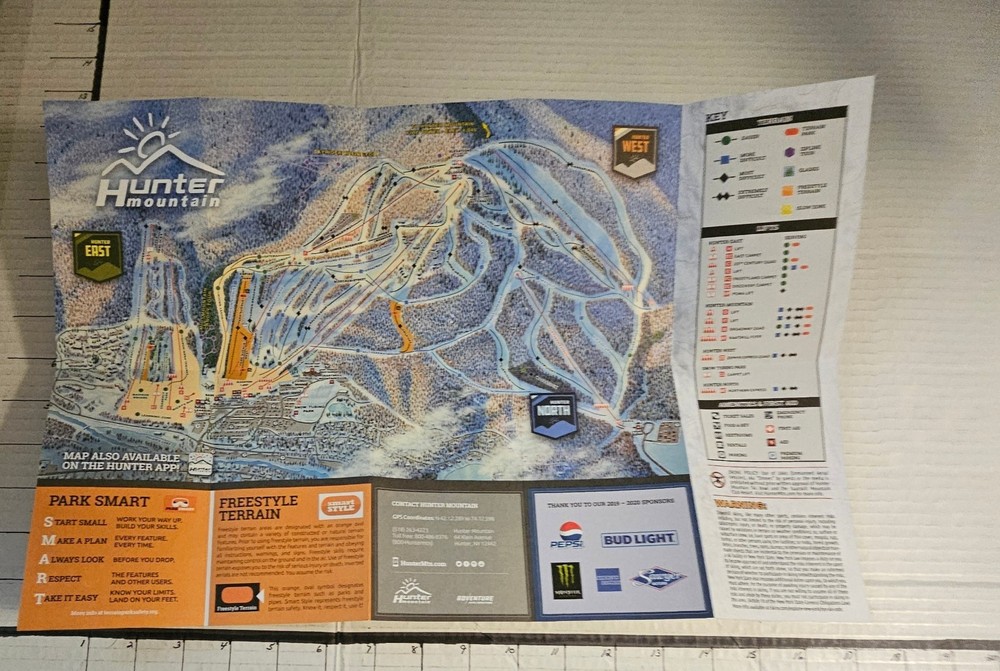 2019/20 HUNTER MT SKI AREA, NY TRAIL MAP. MINT