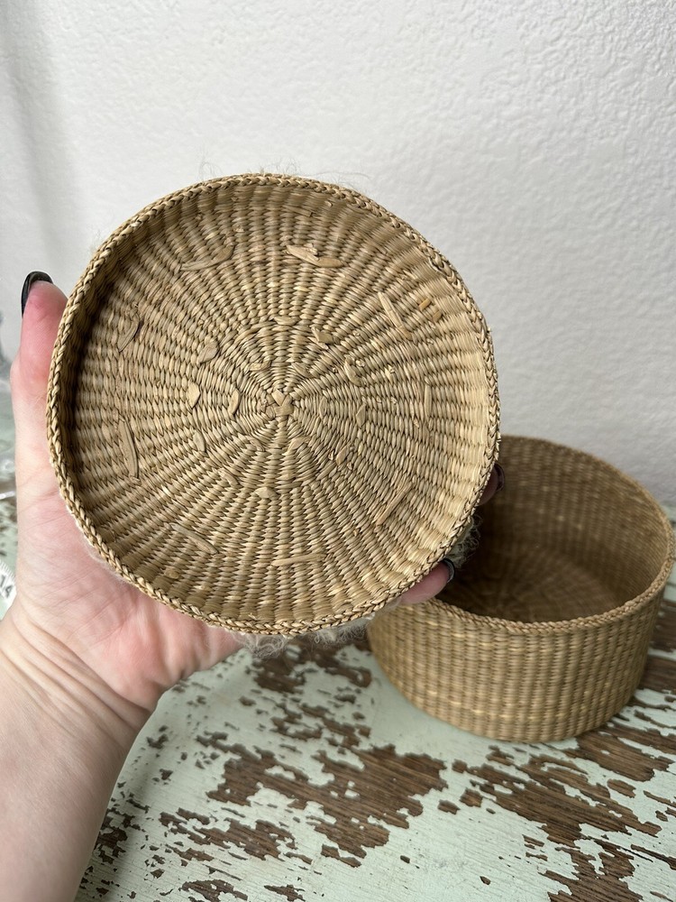 Vintage Small needlepoint top Sewing basket Container