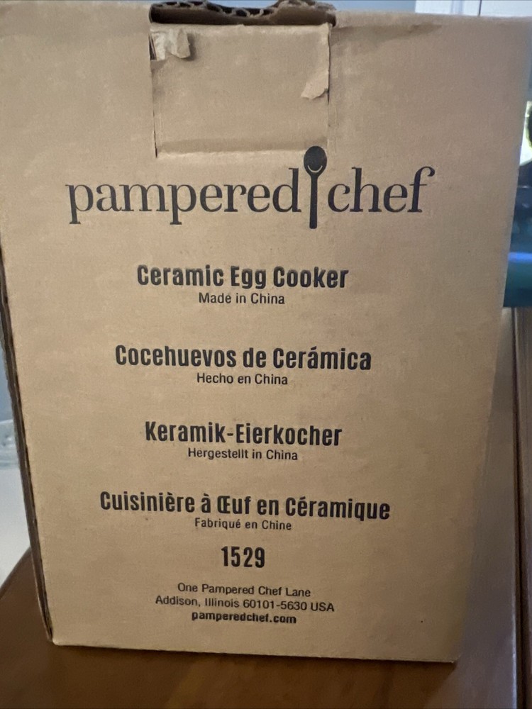 Pampered Chef Ceramic Egg Cooker. Brand New Never Used. 
