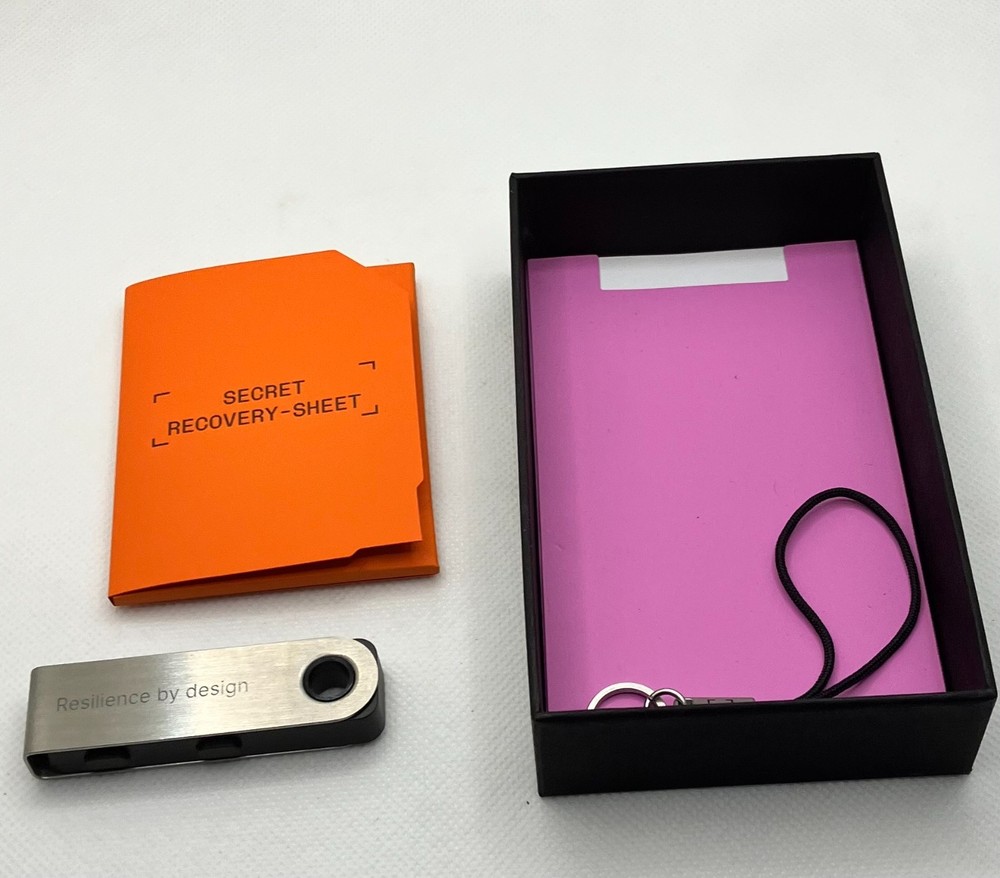 Ledger Nano S Plus Crypto Hardware Wallet