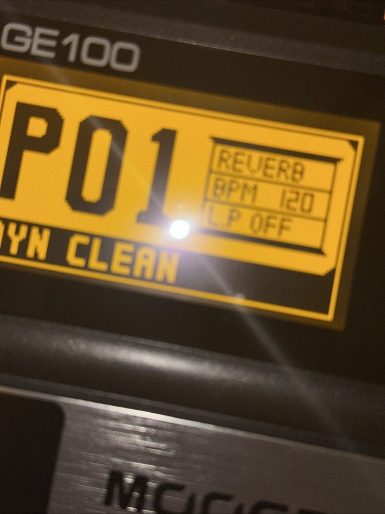 MOOER GE100 Multi-Effects Guitar Processor Pedal