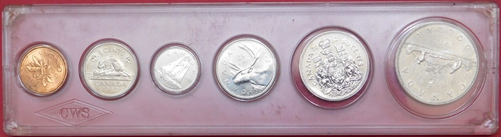 Uncirculated 1982 Canada 6 Coins Plus Snap Lock Folder