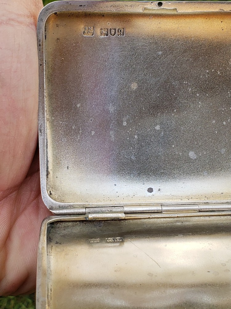 S.M & CO ANTIQUE STERLING SILVER CIGARETTE CASE