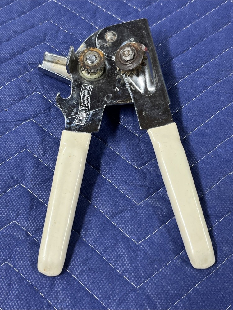 Swing Away Can Opener White