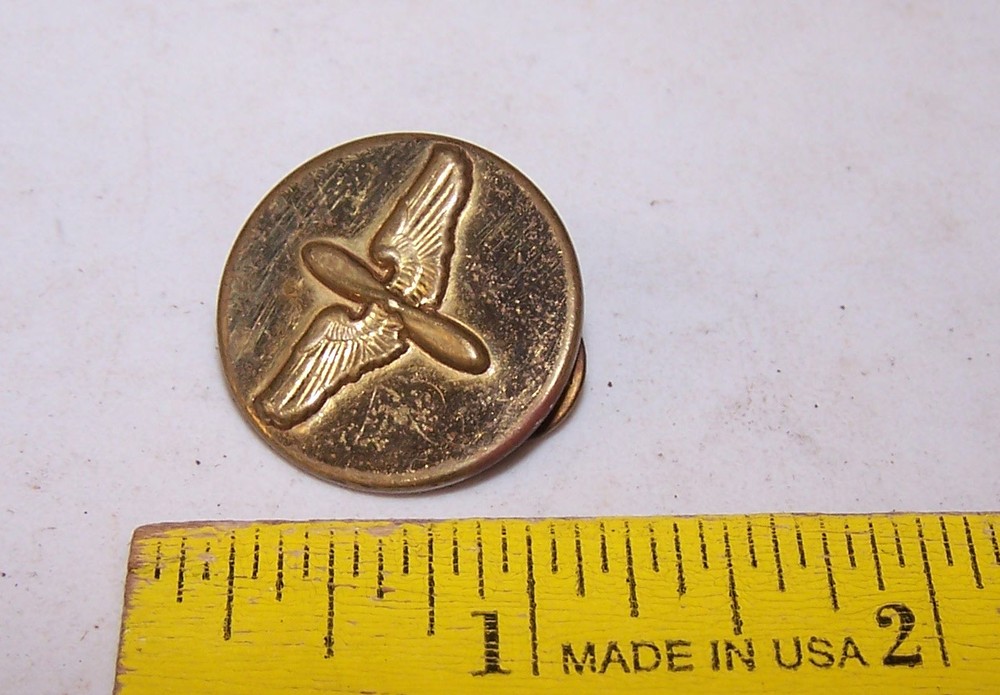 Vintage US Military PILOT Collar Disk - Pin Badge