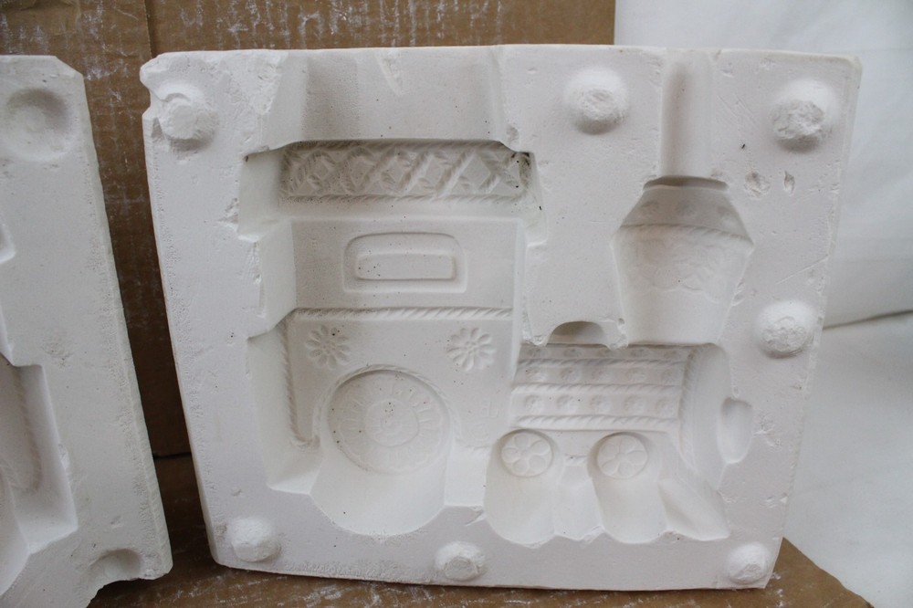 Ceramic Slip Mold 2 Piece Large Train Engine Locomotive Steam Cast Casting