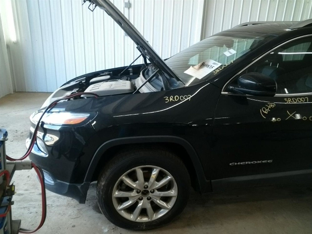 CHEROKEE 2014 Keys/Latches/Locks 104827274