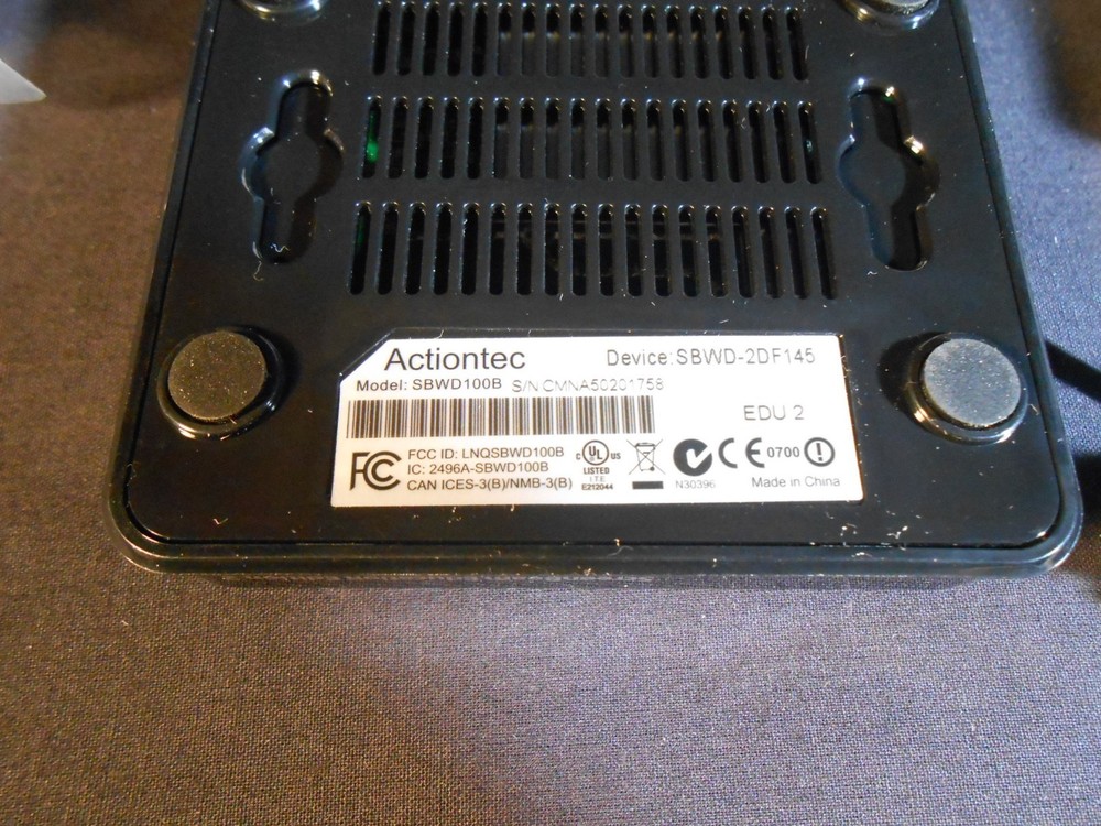 ACTIONTEC SBWD100B SCREENBEAM PRO -Education Edition WIRELESS DISPLAY RECEIVER