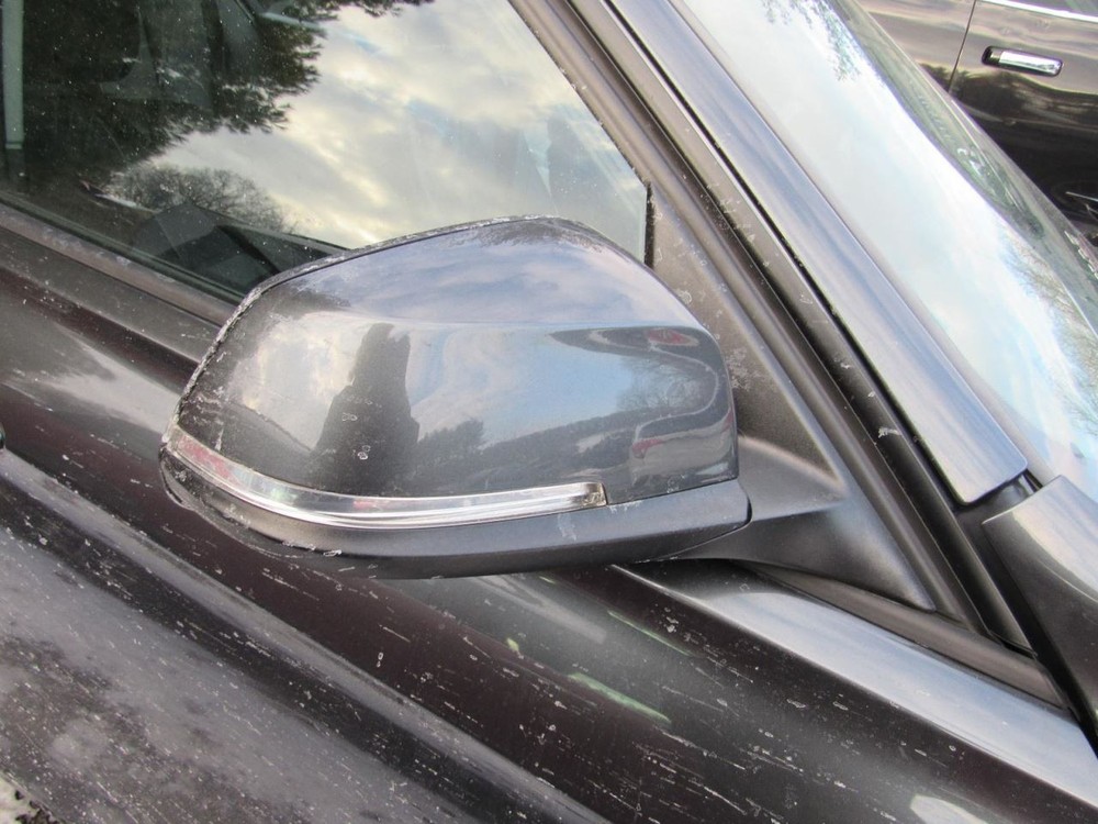 328I 2015 Glove Box 1023210