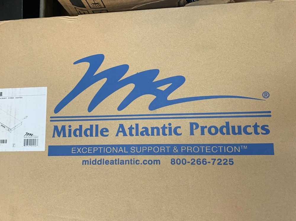 Middle Atlantic Products POWER PD-915RV-RN 15A Rack Mount Power Center