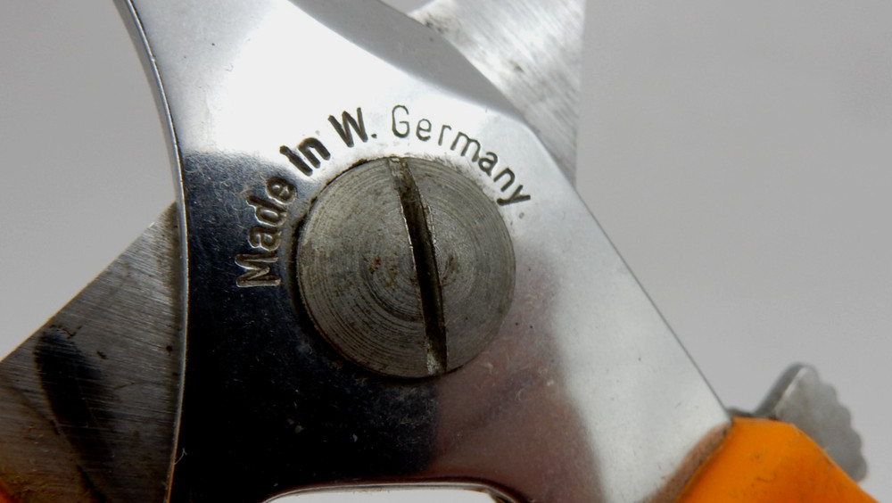 SET OF TWO ELECTRICAL COMPONENT TOOLS: N-207 WIRE CUTTER AND INSERTION PLIERS