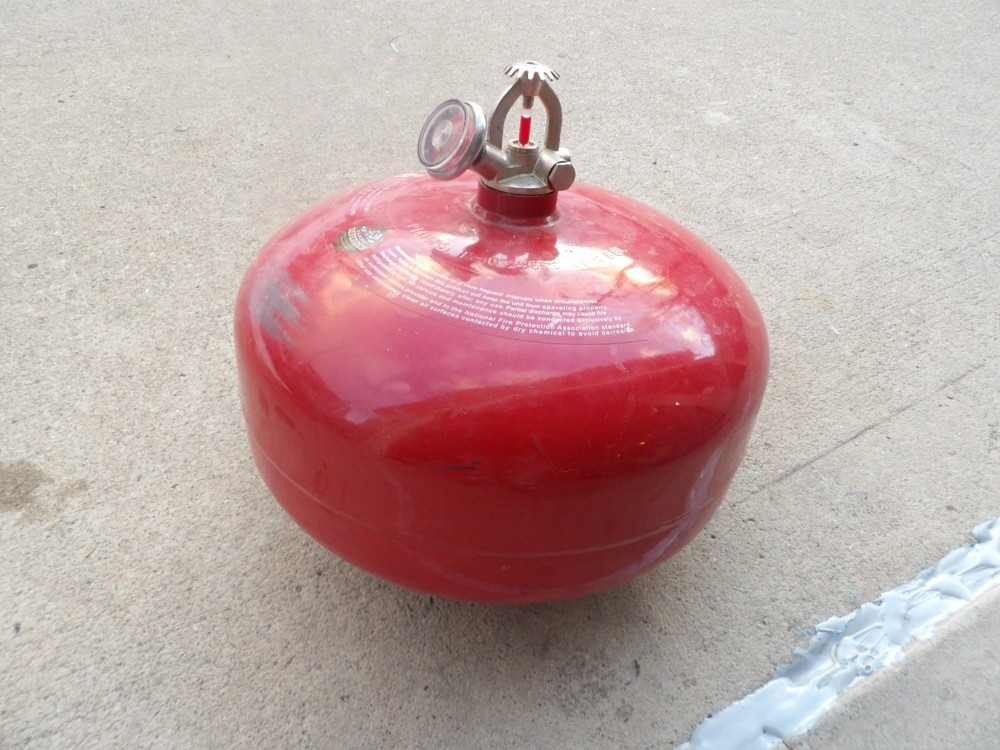 fire defender 26 lbs dry chemical controls all fires