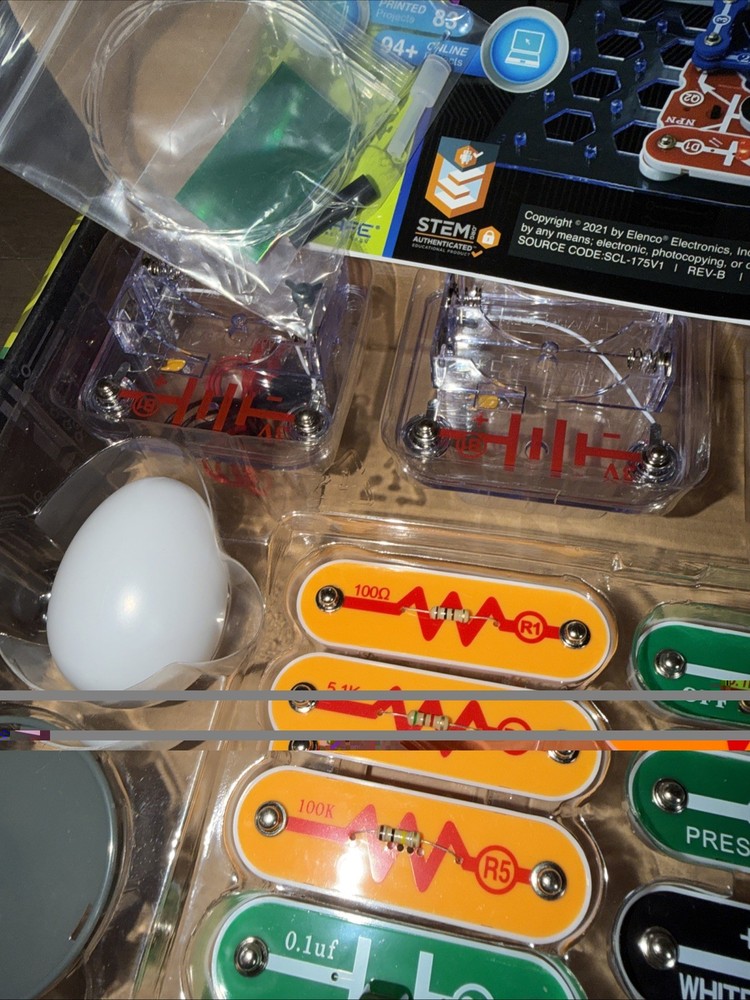 Snap Circuits LIGHT Electronics Exploration Kit Opened Box SCL-175 Fiber Optics