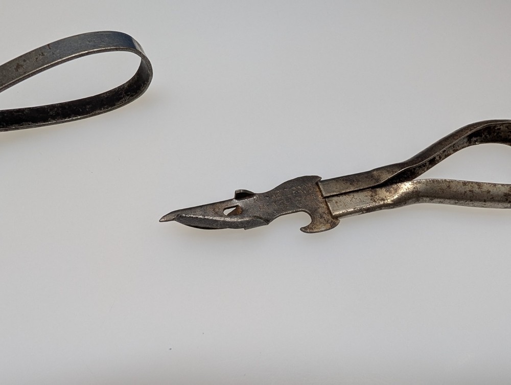 Vintage Can Bottle Openers Reliable & Yankee Folding Corkscrew
