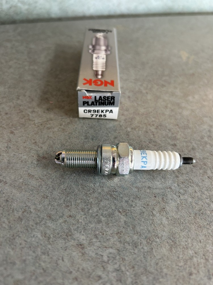 NGK - Multi-Ground Spark Plug  (CR9EKPA) 7785