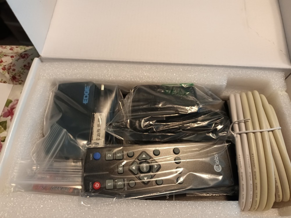 elabs HIGH DEFINITION DIGITAL MEDIA PLAYER MP75