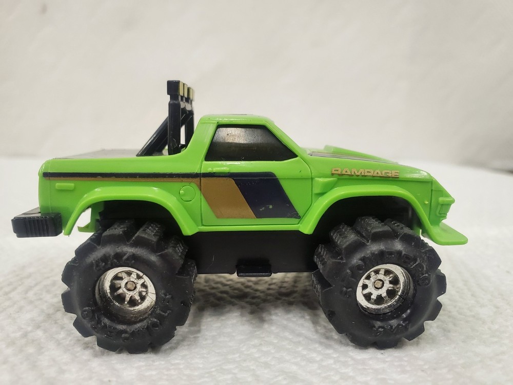 Very Nice SCHAPER STOMPER 4X4 Dodge rampage Runs And Lights