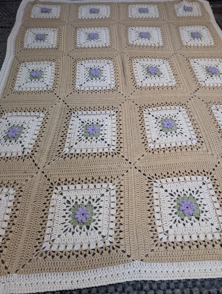 granny square blanket 74x 64