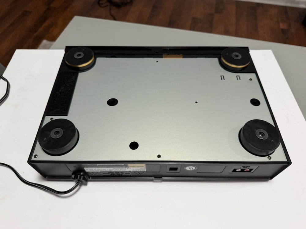 Denon DCD-620 Vintage Audiophile Single CD Player NO Remote