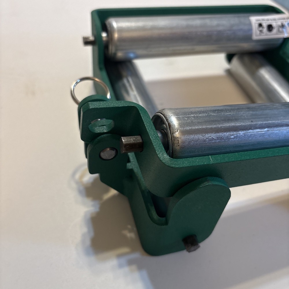 Greenlee CTR100 Medium Duty Cable Roller OPEN BOX NEW ROLLER FREE SHIPPING