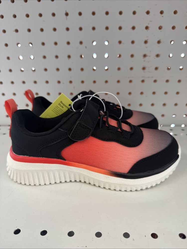 All in Motion/ Dara_Sneaker. \Hook & Loop/ Red Size 1