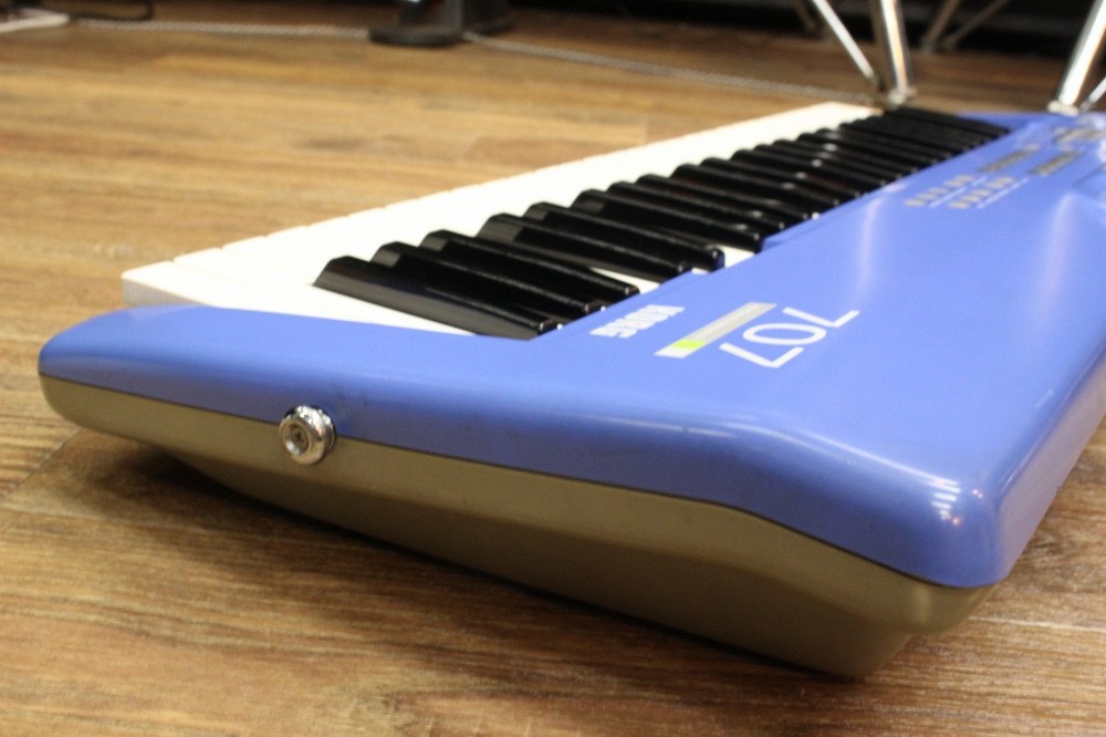 KORG 707 [002889]