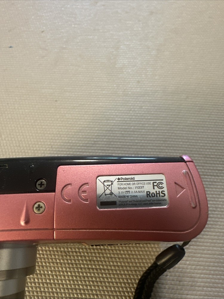 Polaroid i1237 Digital Camera PINK For Parts