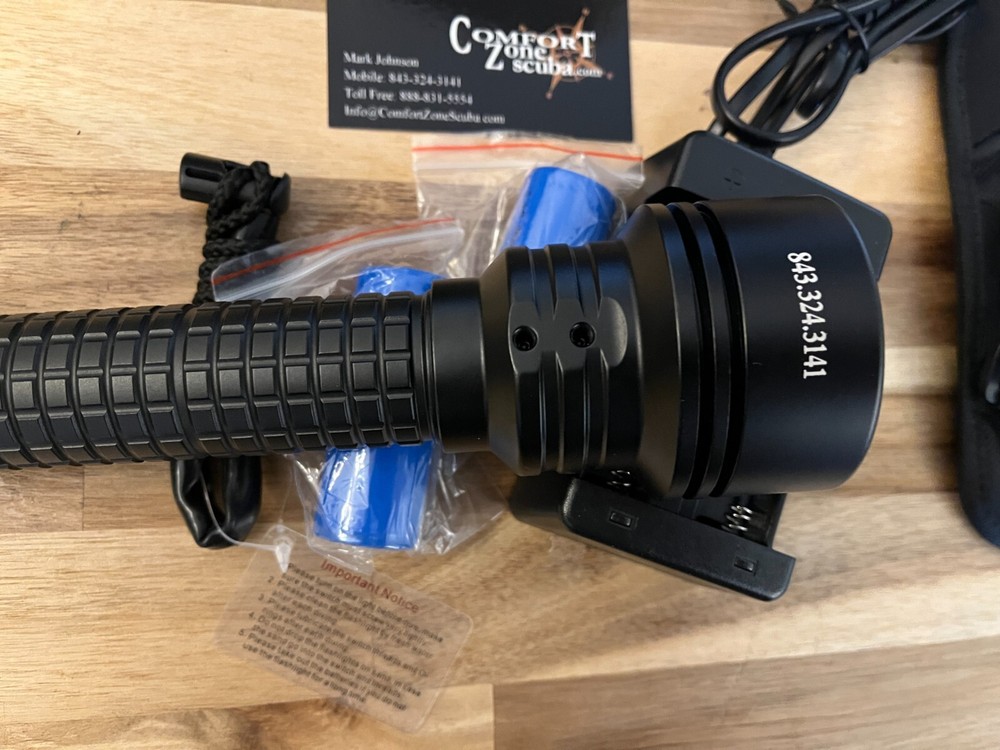 Comfort Zone Scuba CZS The Dive Master Light