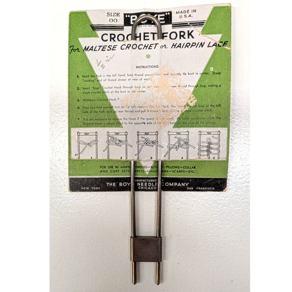 Vintage Boye Crochet Fork, size 00