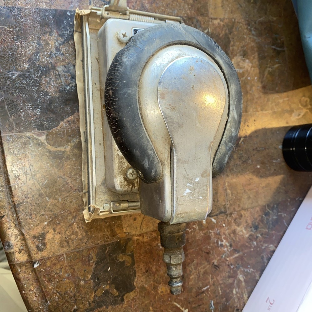 Chicago Pneumatic CP766 Air Orbital Sander Untested