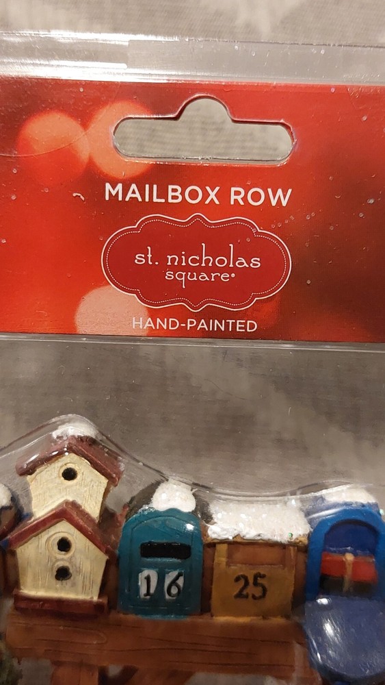 New St. Nicholas Square Village Accessory Mailbox Row -shelf