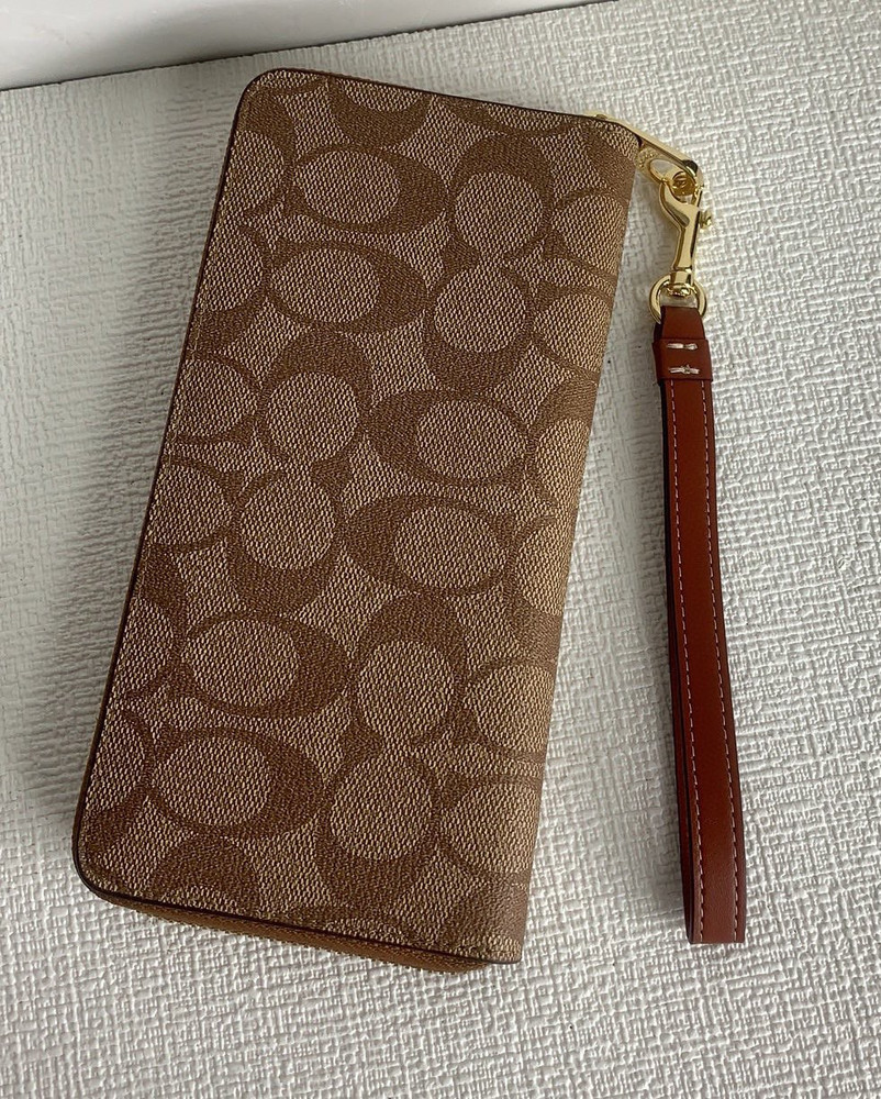 Coach x Snoopy Monogram Solid Cartoon Pattern Short Zip Wallet Brown