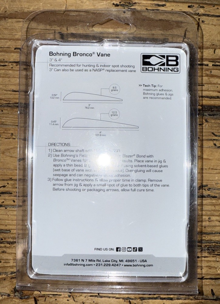 Bohning Bronco Vane 100 Pack 4” Blue NEW