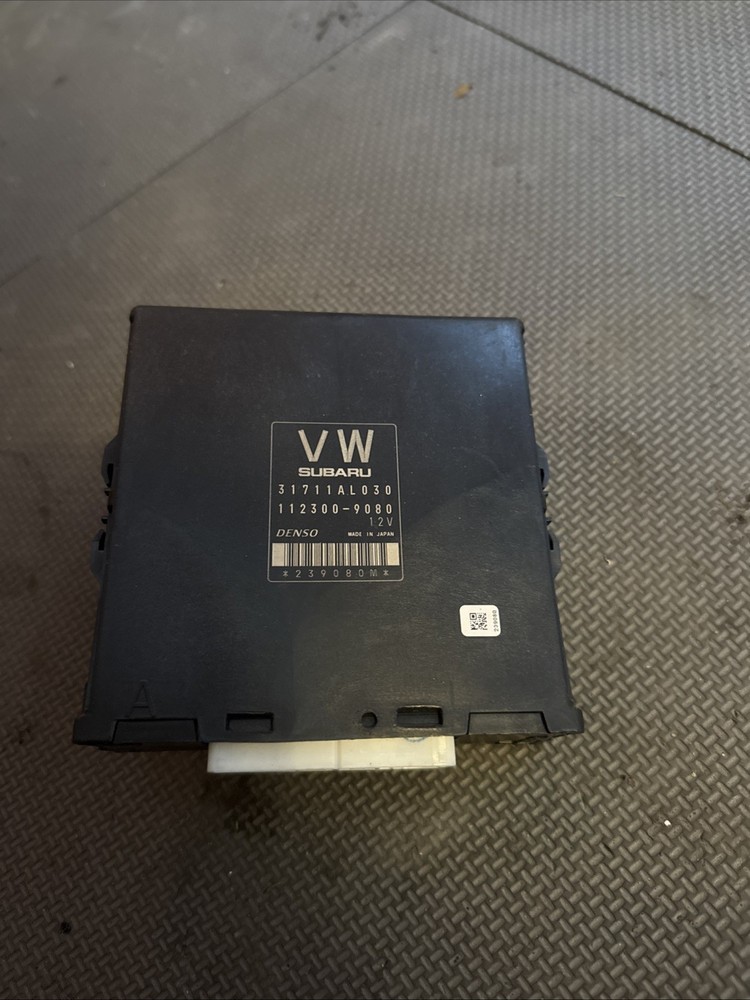 2007 2008 subaru forester tcm transmission control module ( 31711AL030 )